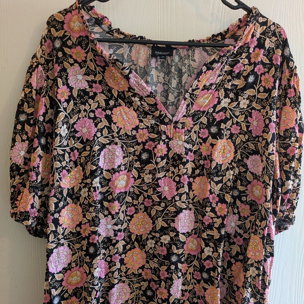 Jones & Co. Jones New York Black Floral Bohemian Split Neck Blouse Size 3X